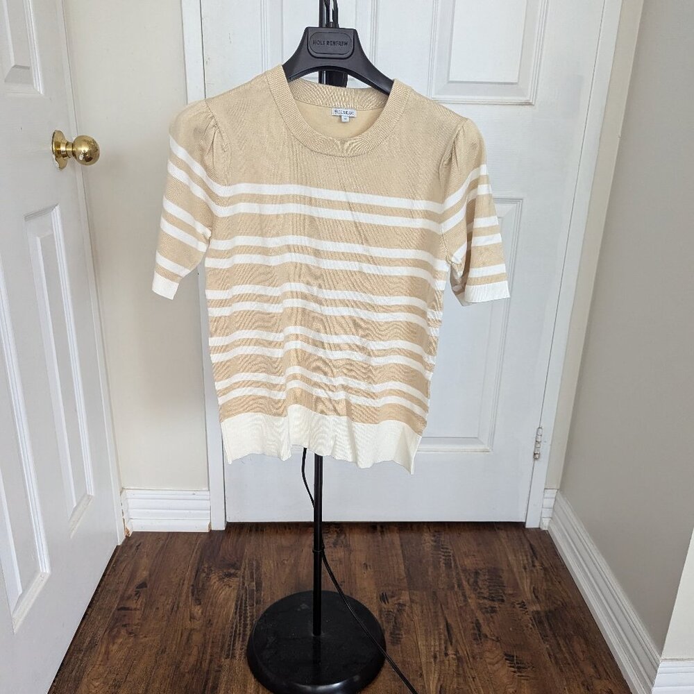 Puff Sleeve short sleeve knit top size M